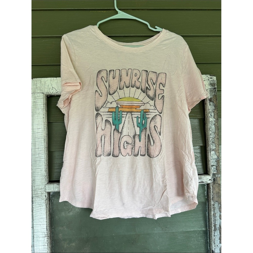 Old Navy Everywear Pink Sunrise Highs Graphic T-Shirt XL Desert Cacti Retro Tee‎